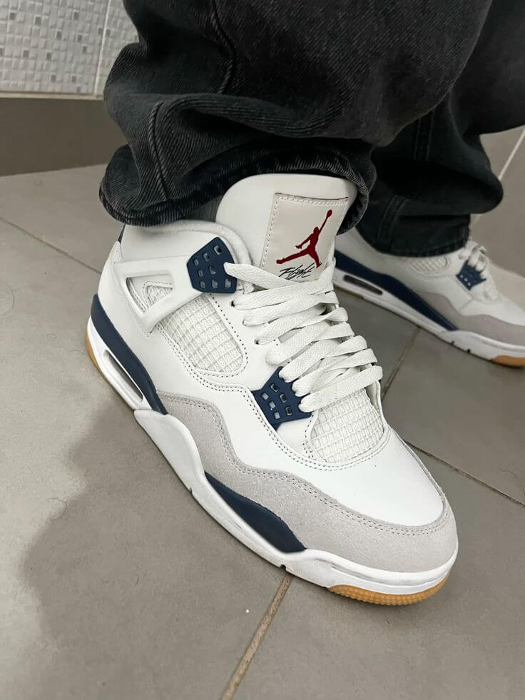 Jordan 4 Retro SB Navy